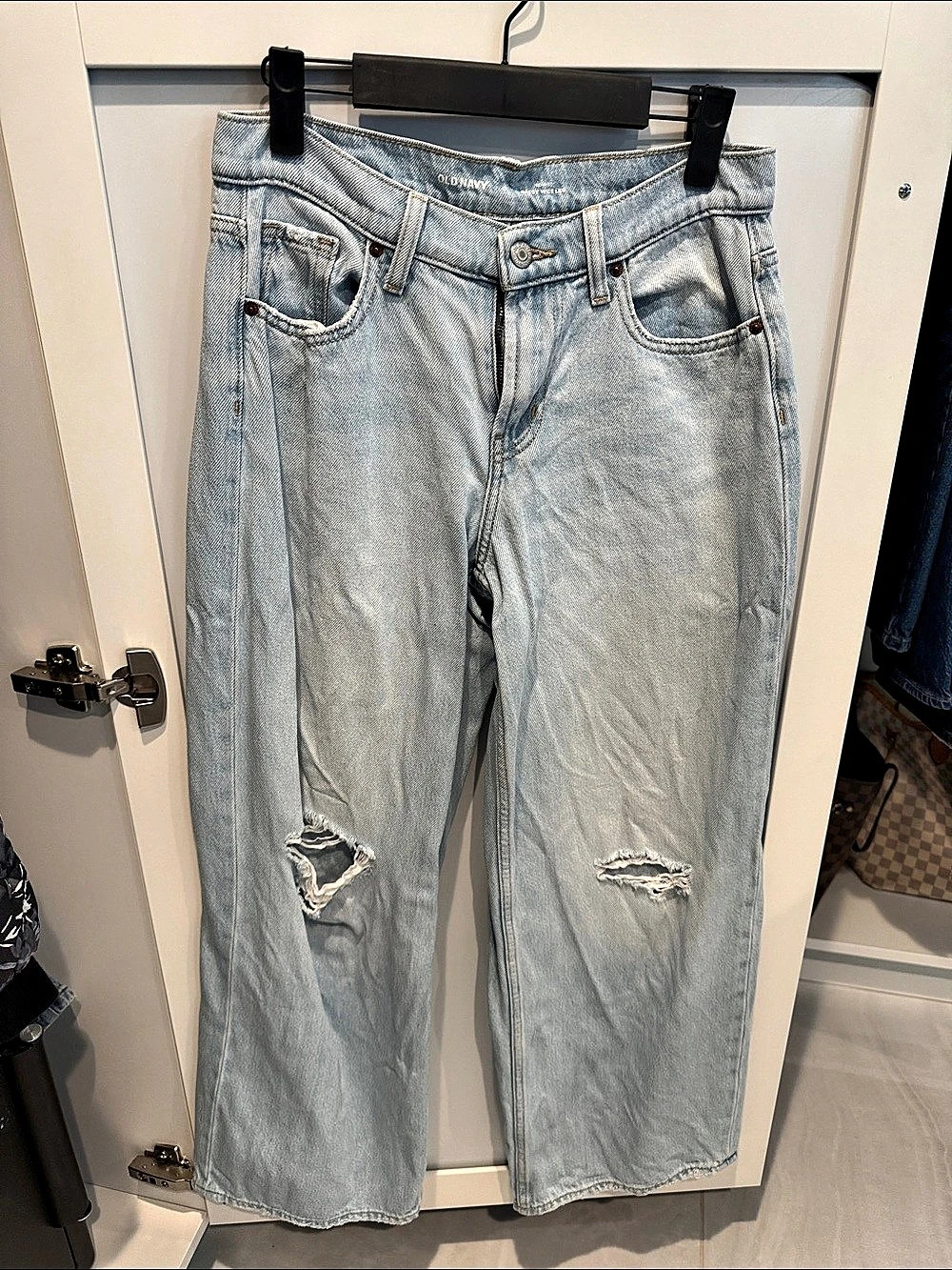 Old Navy Distressed Baggy Wide Leg Jeans in Blue